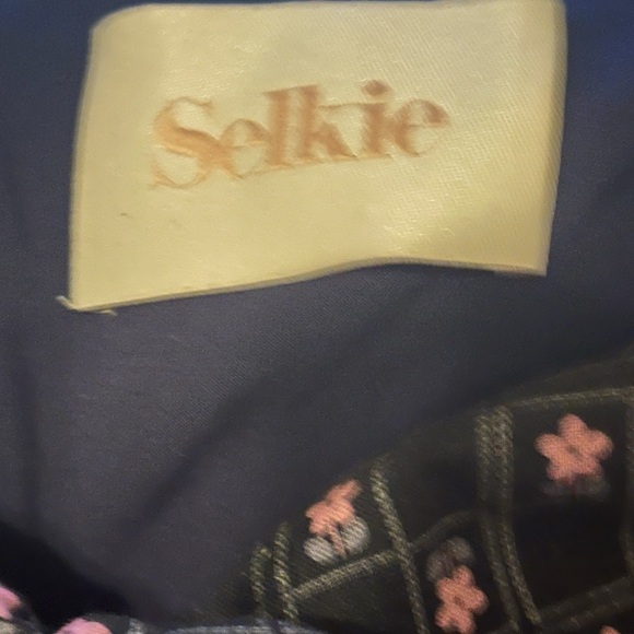 Selkie Parliament Dress, Medium - Picture 3 of 4